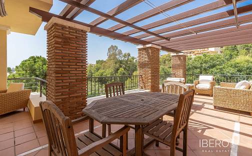 Prodej bytu 4+kk 131 m², Los Arqueros, Španělsko