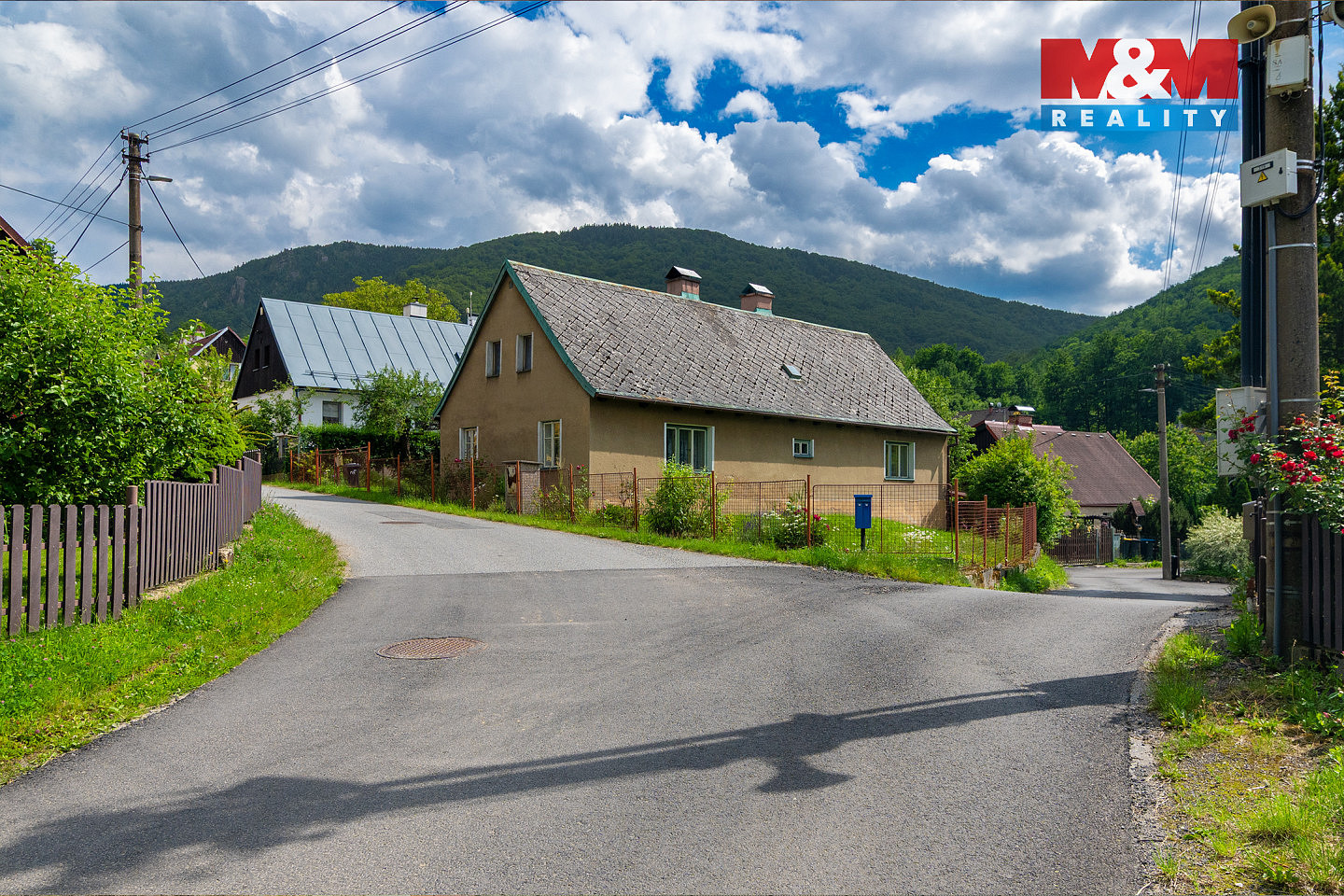 Prodej domu 188 m² s pozemkem 719 m²