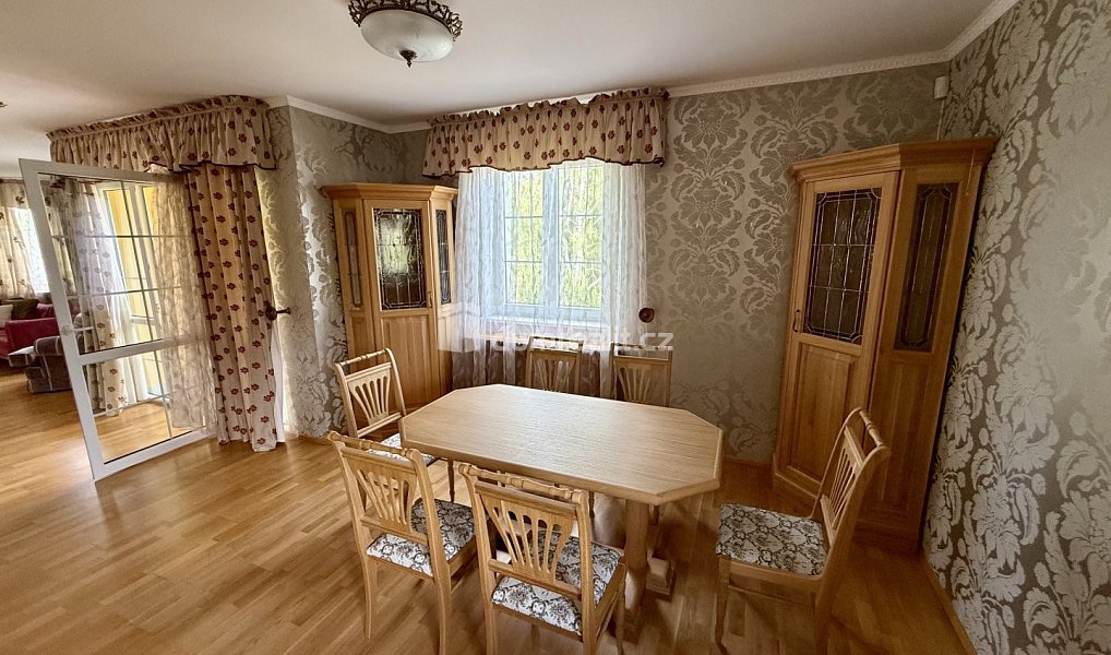 Prodej bytu 3+kk 161 m², Mariánské Lázně – náhled fotky 3