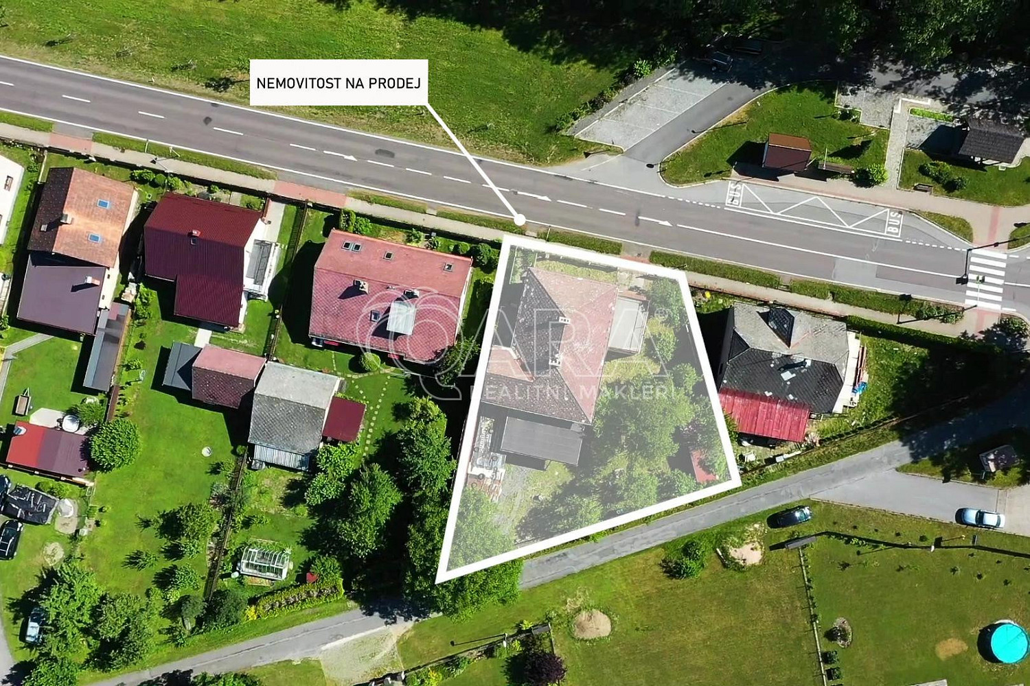Prodej domu 206 m² s pozemkem 692 m² – fotografie 2