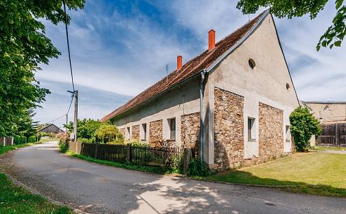 Prodej domu 260 m² s pozemkem 2 161 m², Želetava - Šašovice, okres Třebíč