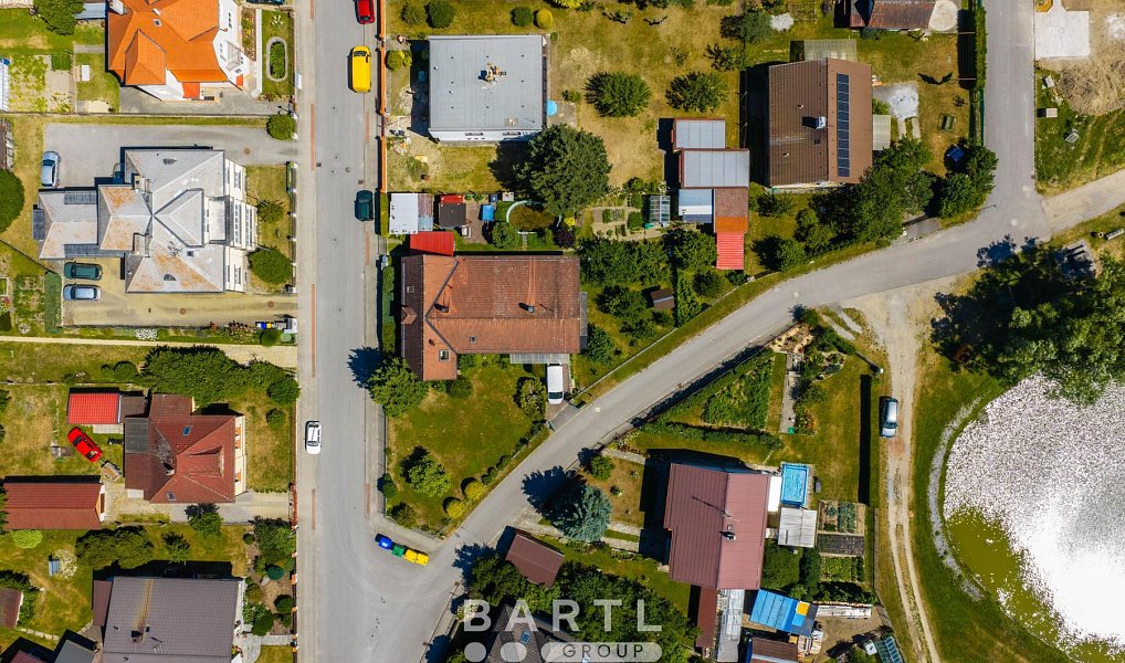 Prodej domu 210 m² s pozemkem 874 m², Nové Hrady – náhled fotky 25
