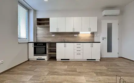 Pronájem bytu 2+kk 52 m²