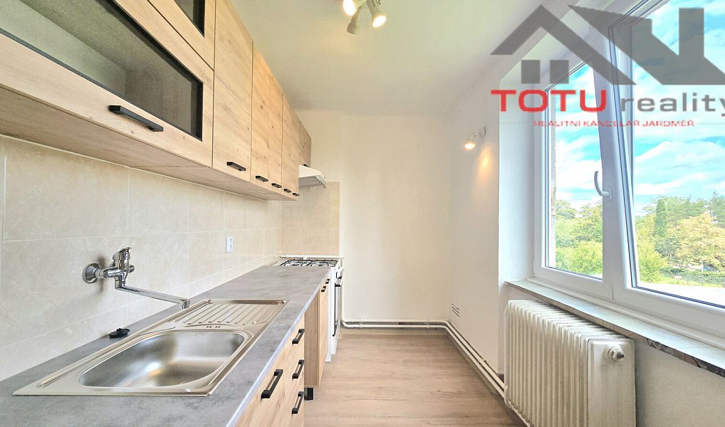 Prodej bytu 3+1 70 m², Jaroměř – náhled fotky 6
