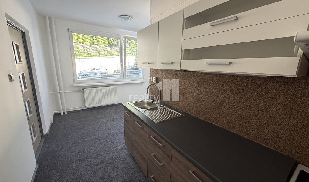 Prodej bytu 2+1 62 m², Nový Bor – náhled fotky 4
