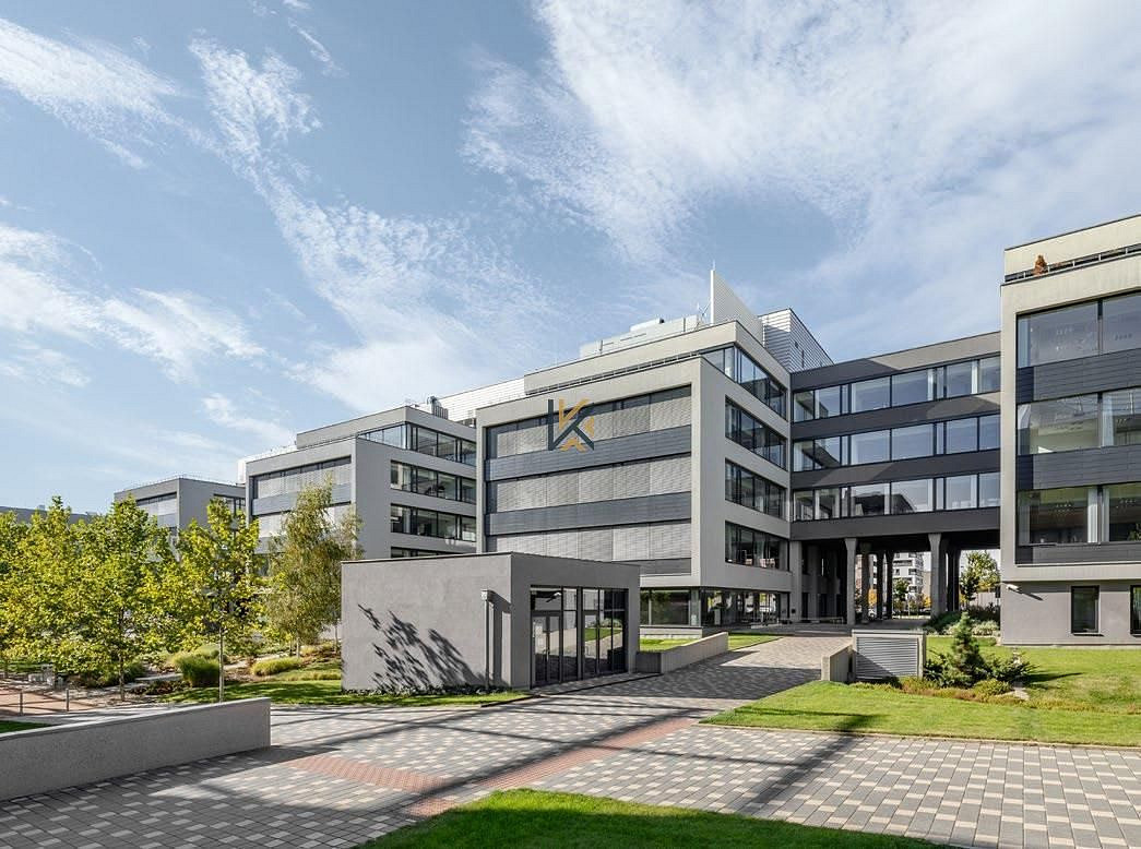 Pronájem kanceláře 5 270 m²