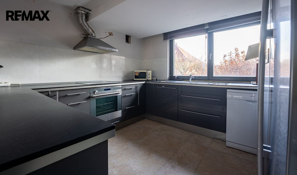 Prodej domu 280 m² s pozemkem 464 m², Kostelec nad Labem – náhled fotky 11