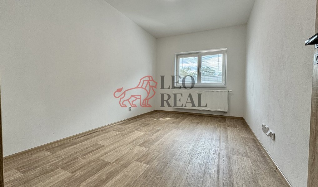 Pronájem bytu 1+1 31 m², Uherské Hradiště – náhled fotky 2
