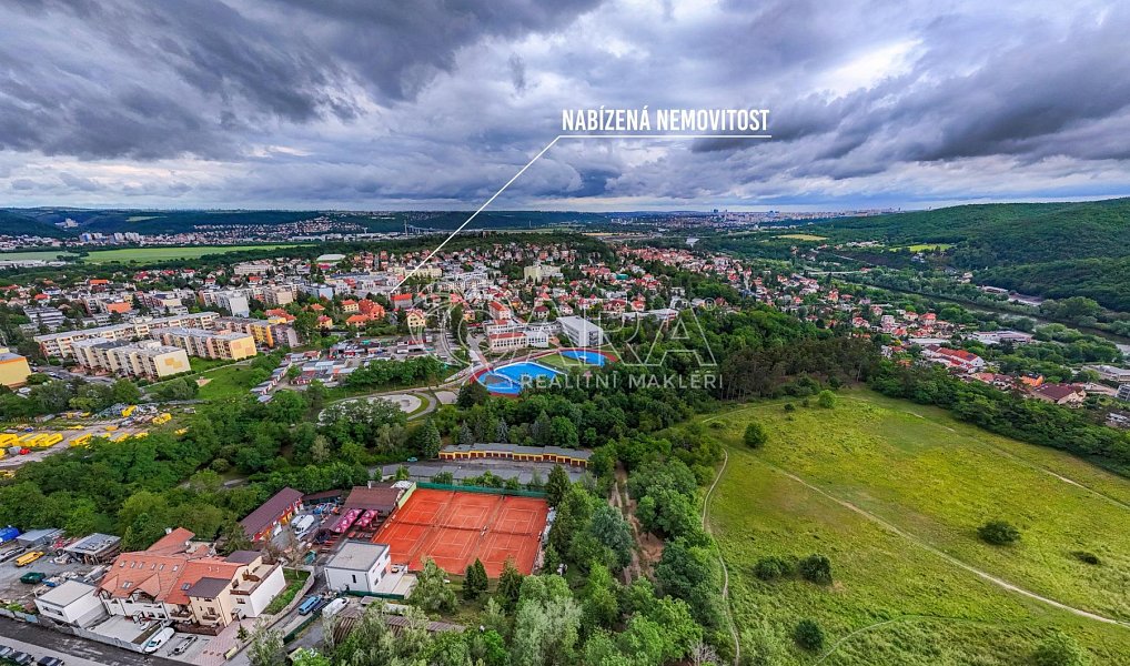 Prodej bytu 2+1 88 m², Praha – náhled fotky 3