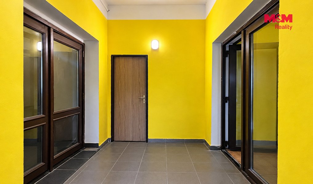 Pronájem obchodních prostor 115 m², Karlovy Vary – náhled fotky 3