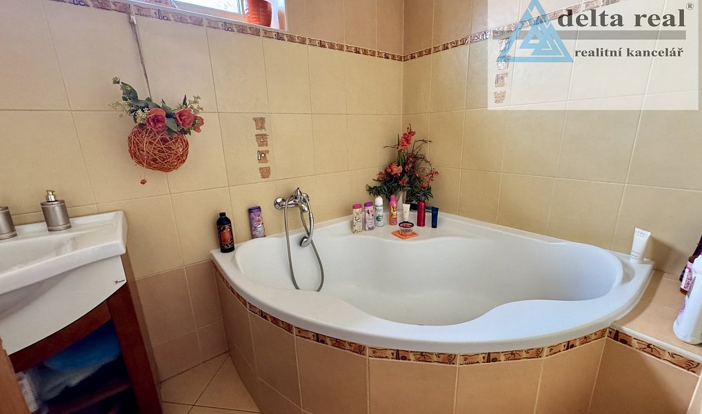Prodej domu 192 m² s pozemkem 1 217 m², Postřelmov – náhled fotky 16
