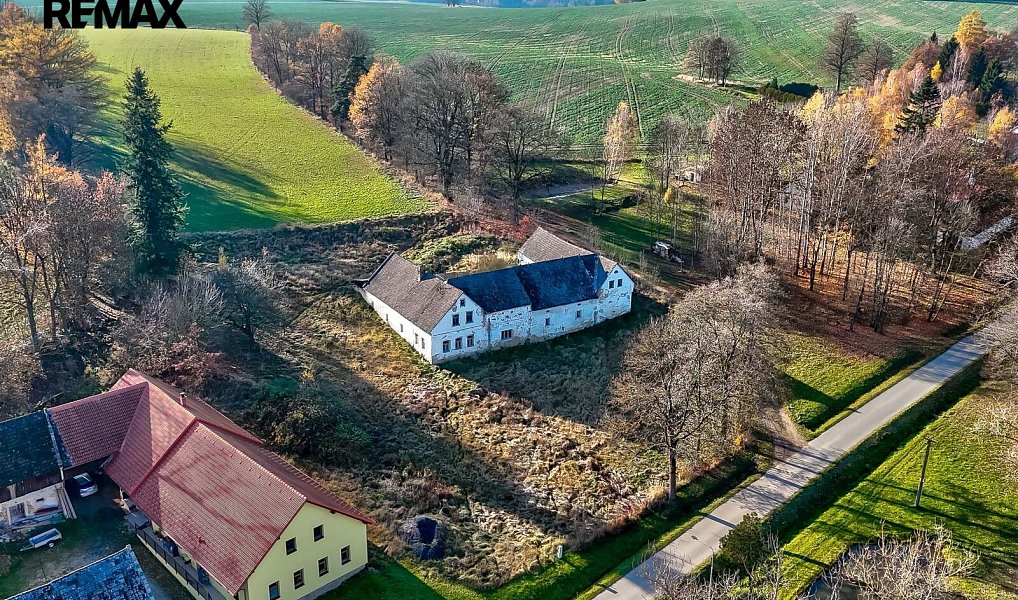 Prodej zemědělského objektu 745 m², Blažejov – náhled fotky 2