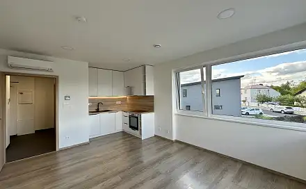 Pronájem bytu 1+kk 30 m², Vodárenská, Mladá Boleslav - Čejetice