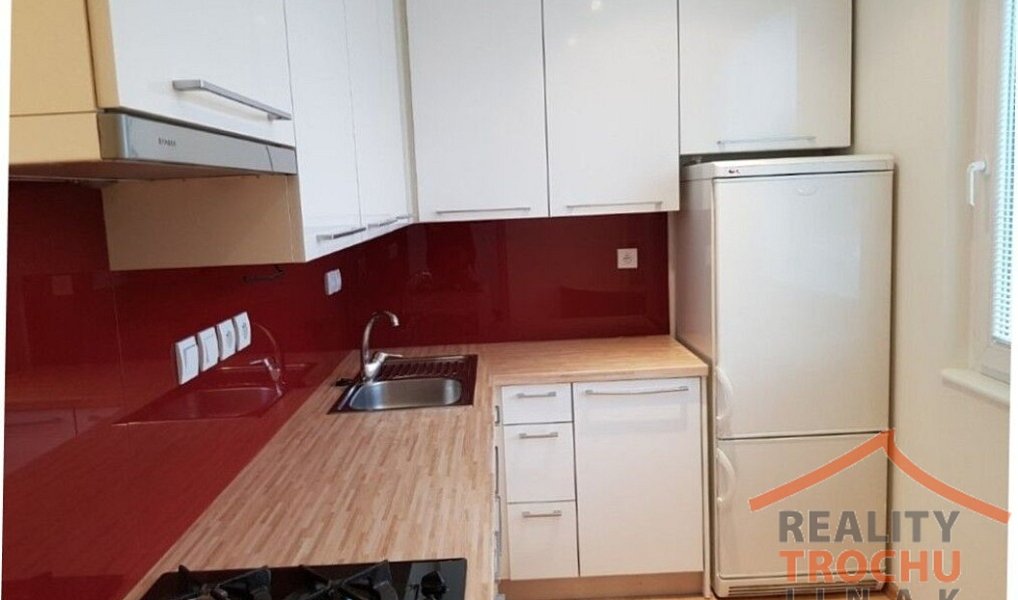 Pronájem bytu 2+1 55 m², Hradec Králové – náhled fotky 3
