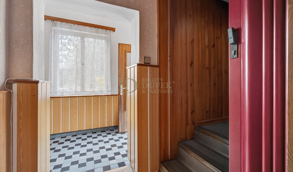 Prodej domu 165 m² s pozemkem 1 433 m², Náchod – náhled fotky 17