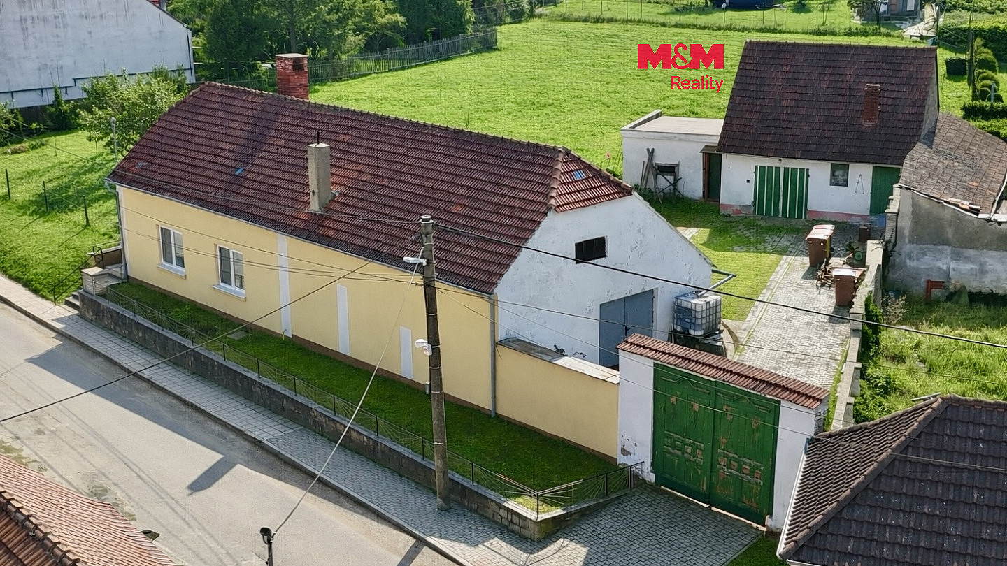 Prodej domu 65 m² s pozemkem 1 232 m²