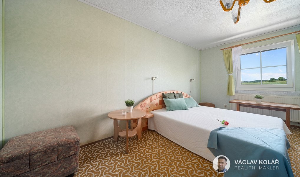 Prodej domu 310 m², Třebnouševes – náhled fotky 26