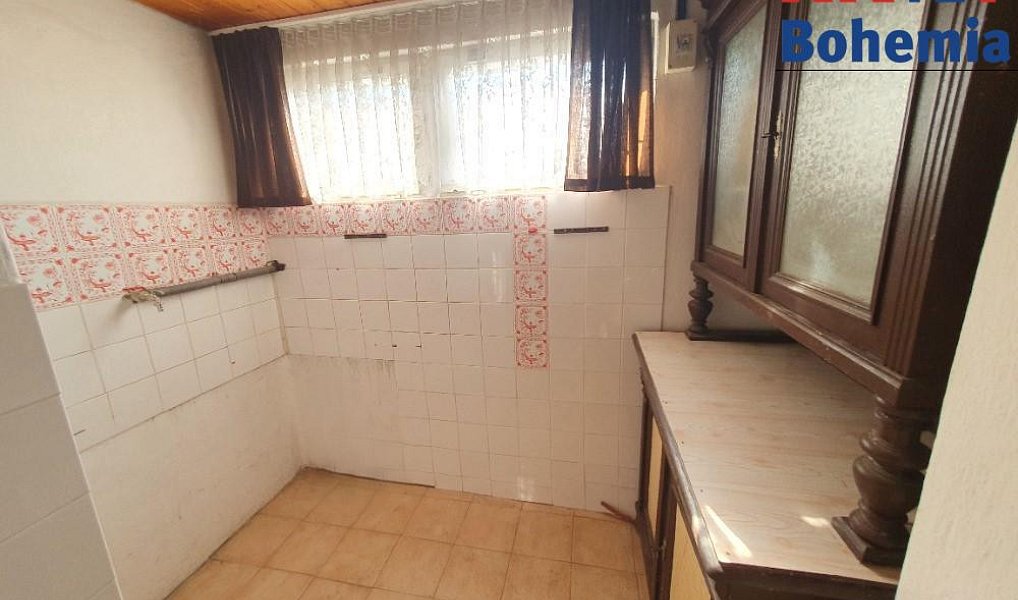 Prodej chaty/chalupy 382 m² s pozemkem 382 m², Kosmonosy – náhled fotky 14