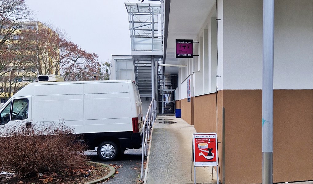 Prodej obchodních prostor 430 m², Otrokovice – náhled fotky 4