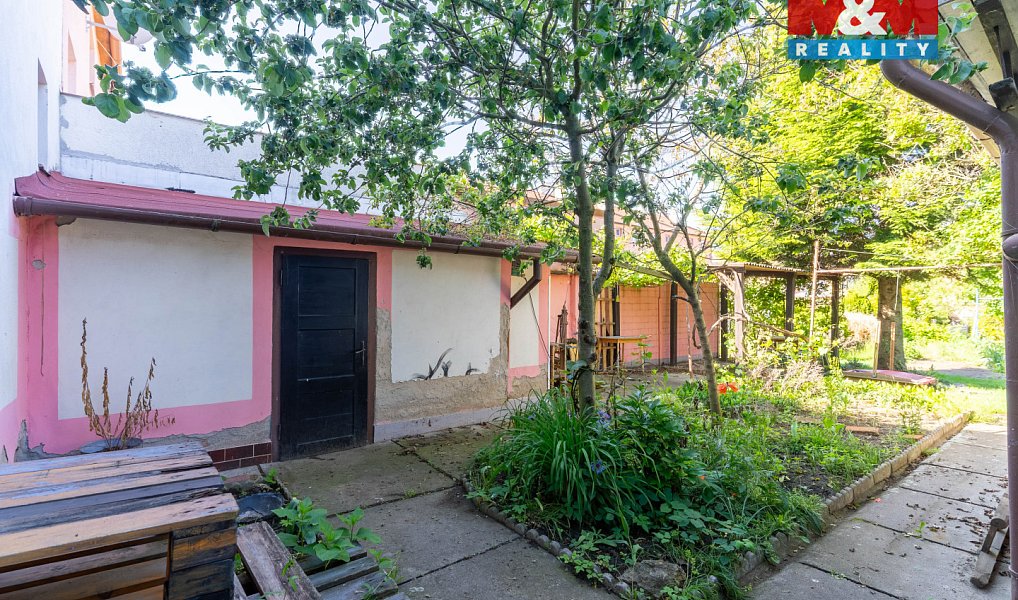 Prodej domu 160 m² s pozemkem 398 m², Hulín – náhled fotky 20