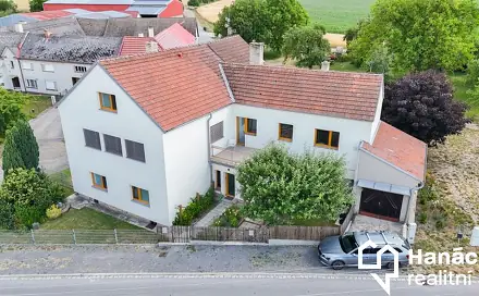 Prodej domu 345 m² s pozemkem 1 131 m², Kladky, okres Prostějov