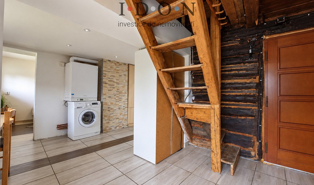 Prodej domu 130 m² s pozemkem 945 m², Oznice – náhled fotky 11