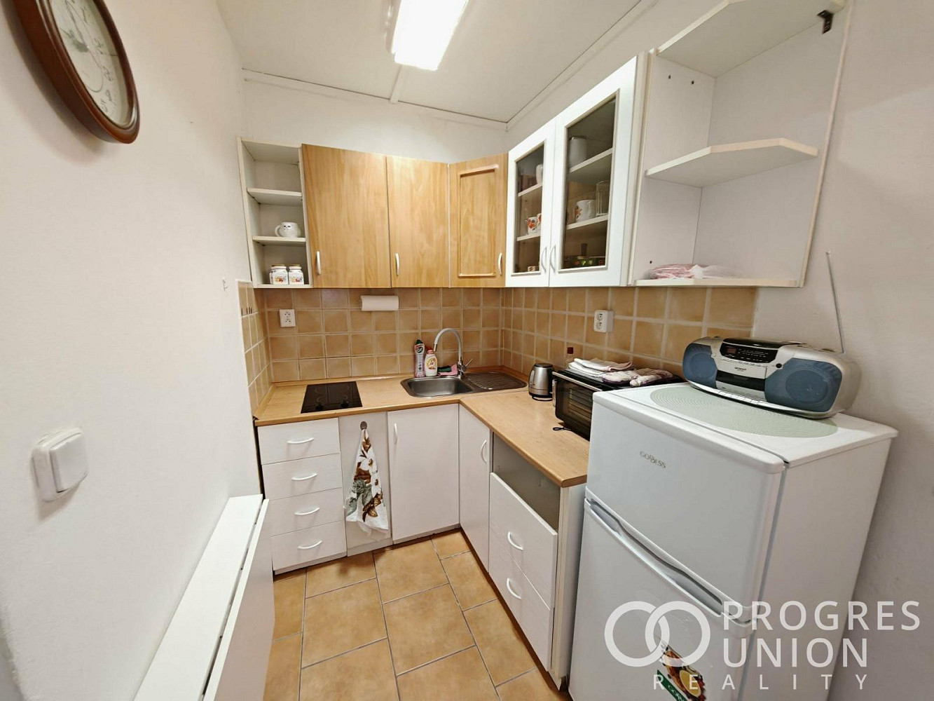Pronájem bytu 1+kk 28 m² – fotografie 2