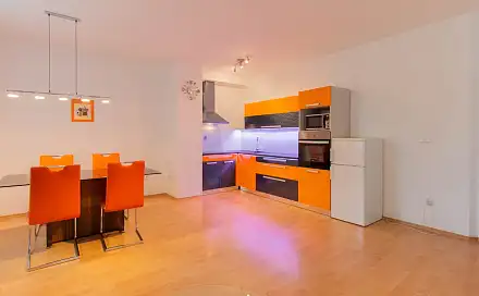 Pronájem bytu 2+kk 64 m², Pod Hrází, Český Krumlov - Horní Brána