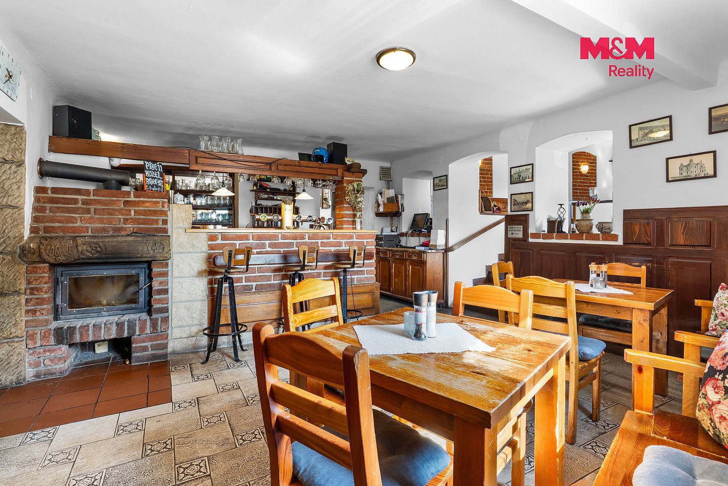 Prodej ubytovacího objektu 600 m² – fotografie 3