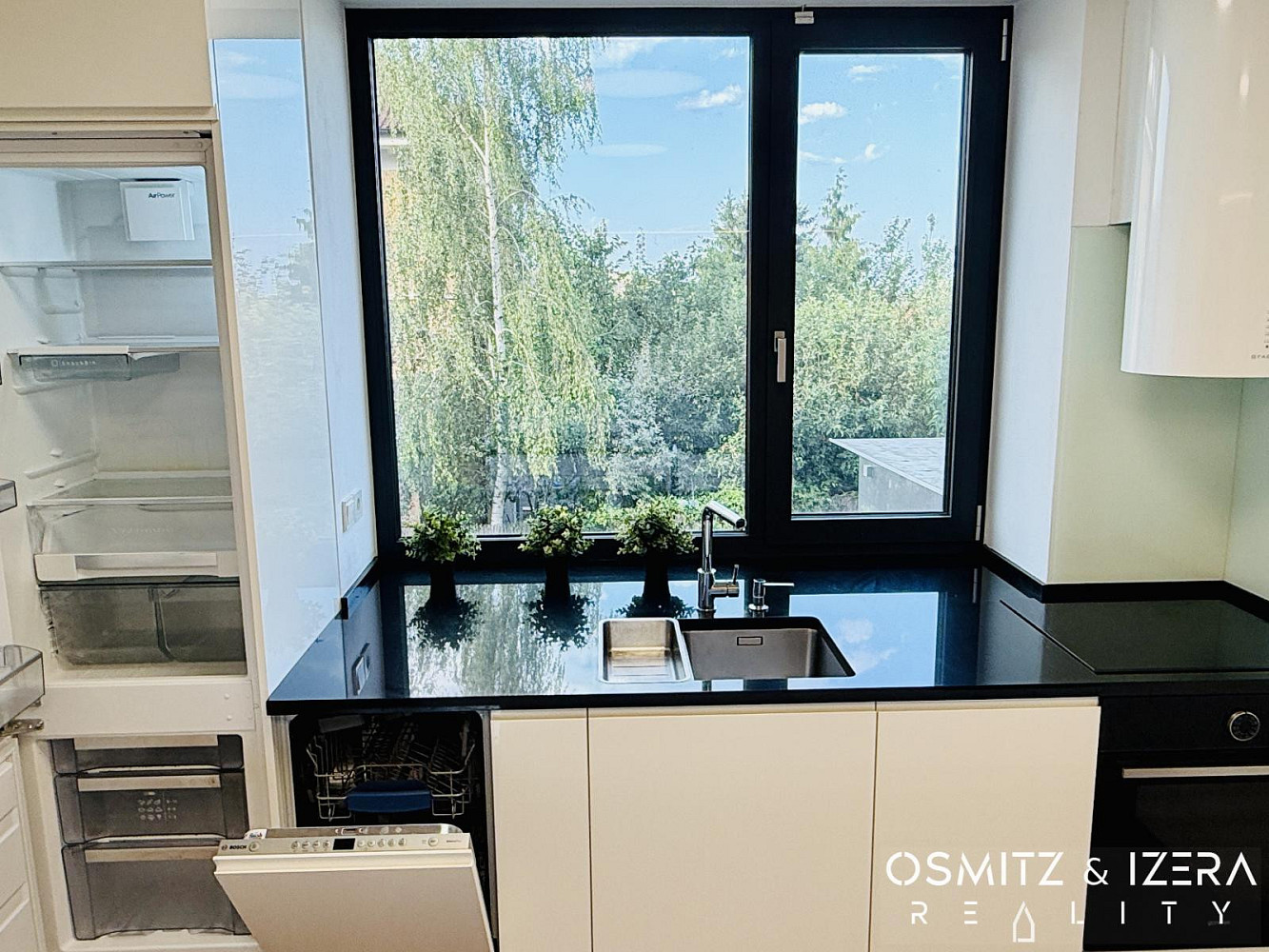 Pronájem bytu 2+kk 40 m² – fotografie 5