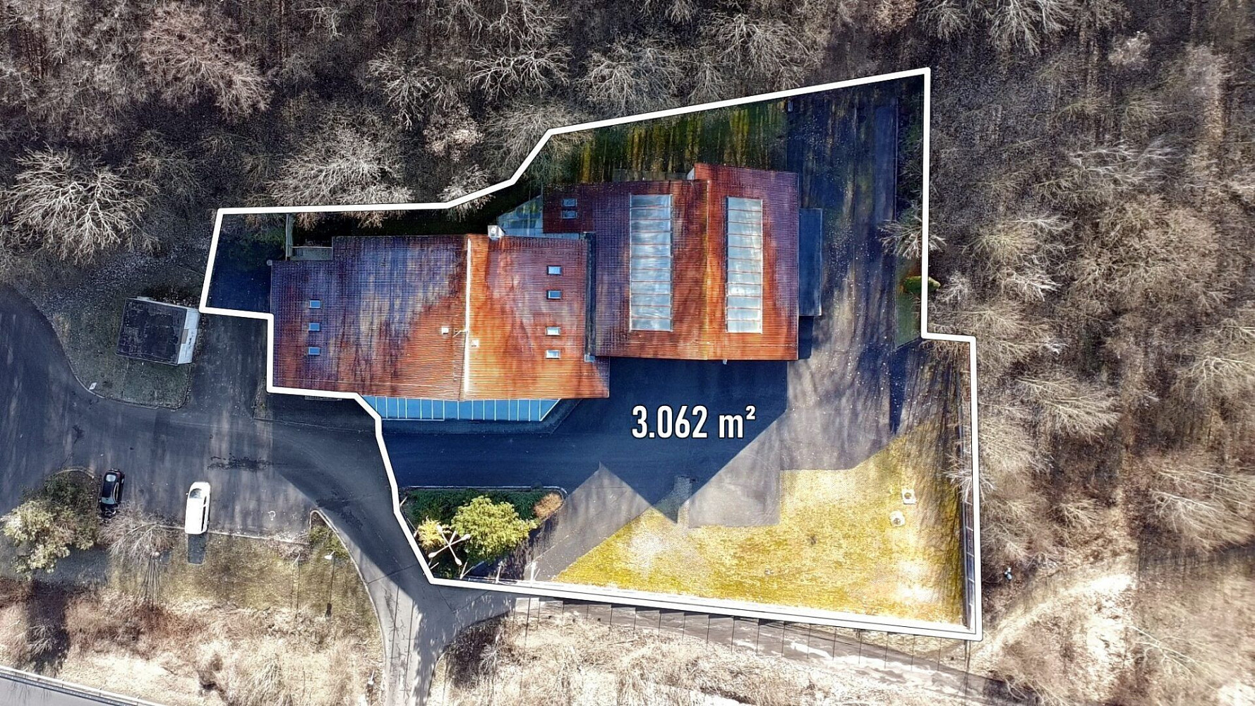Prodej výrobních prostor 1 500 m² – fotografie 2