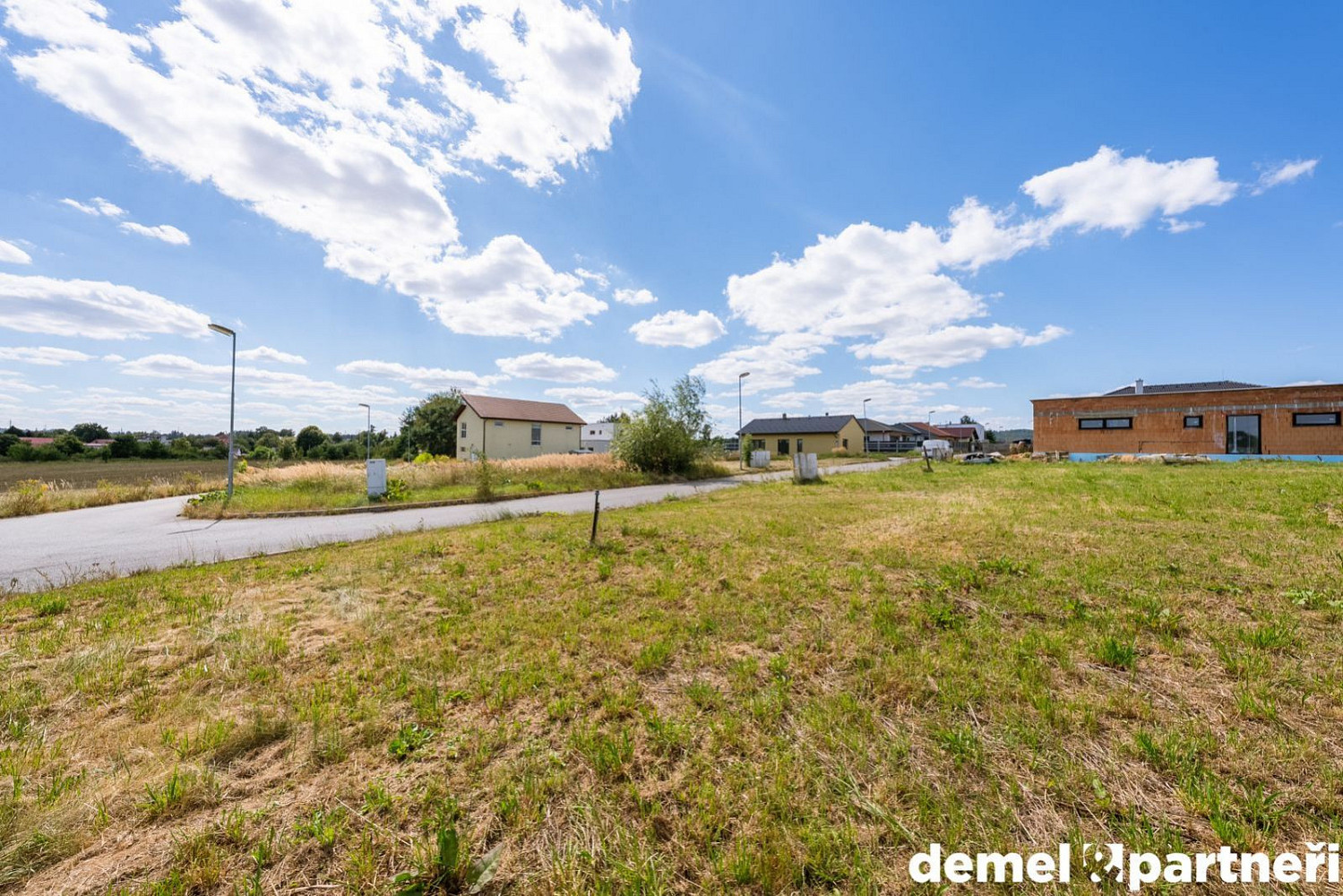 Prodej stavebního pozemku 640 m² — photo 3