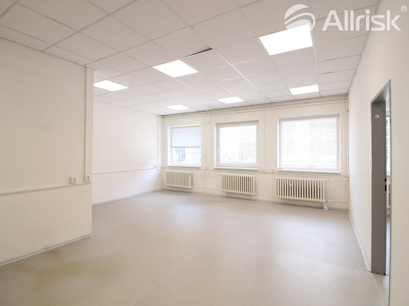 Pronájem výrobních prostor 156 m² – fotografie 5