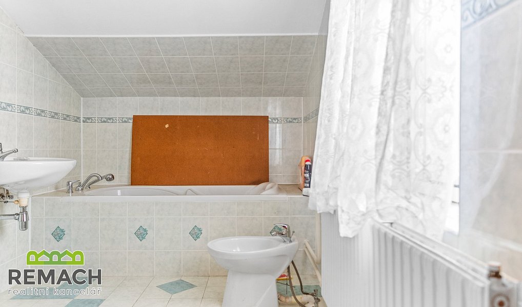 Prodej domu 260 m² s pozemkem 1 743 m², Bezděkov nad Metují – náhled fotky 20