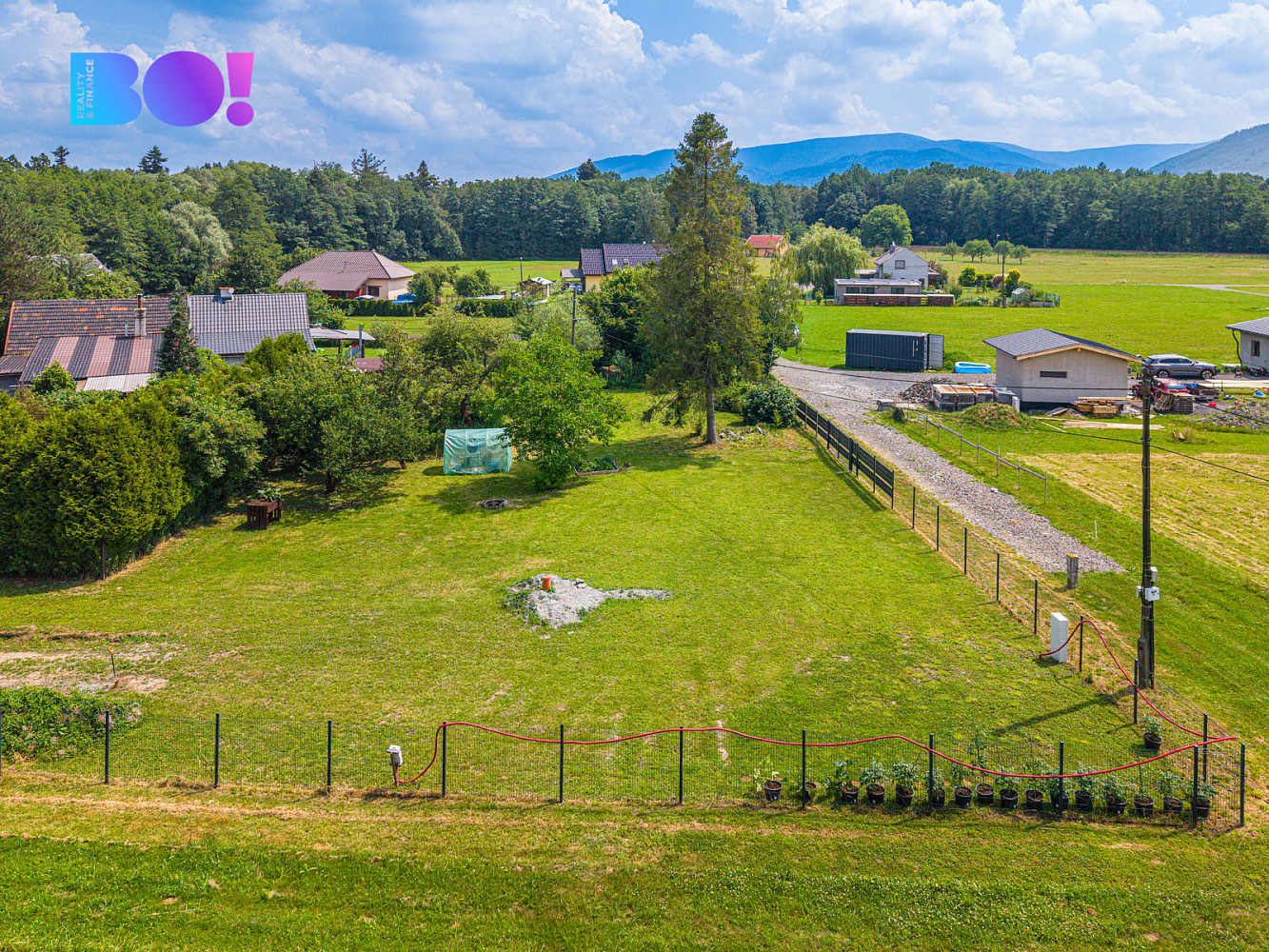 Prodej stavebního pozemku 1 873 m² – fotografie 4