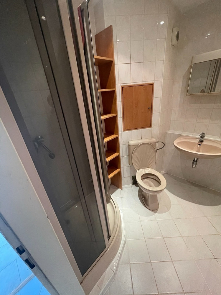 Prodej bytu 1+kk 20 m² — photo 3
