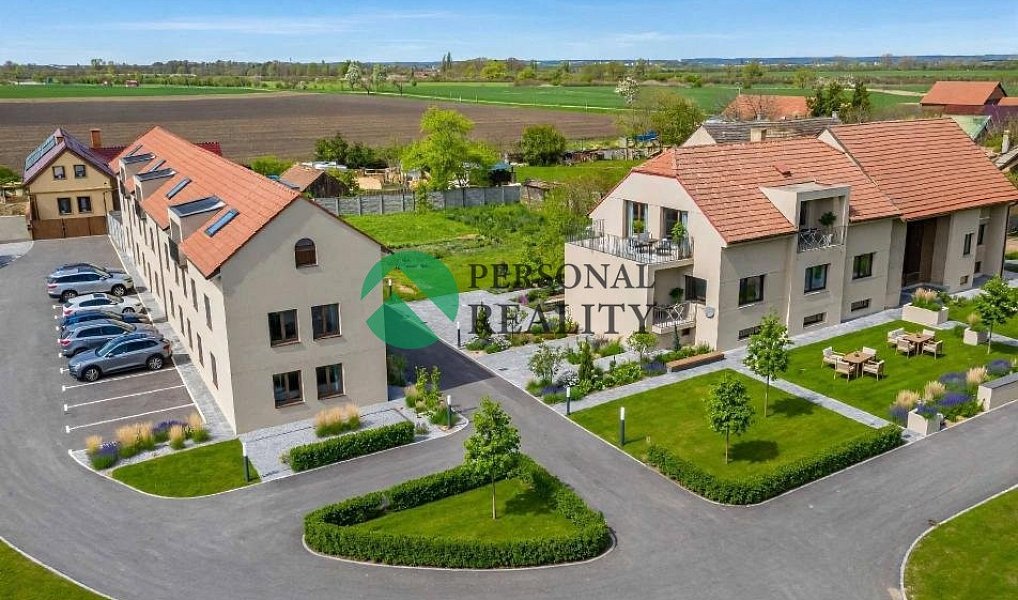 Prodej ubytovacího objektu 201 m², Netřebice – náhled fotky 2