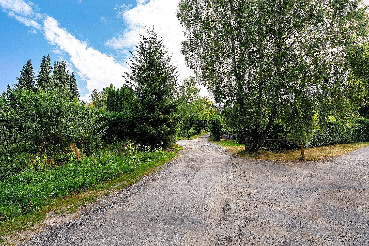 Prodej pozemku 837 m² – fotografie 5