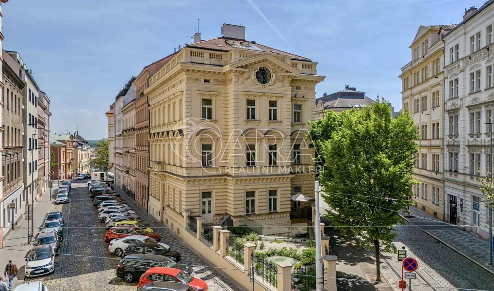 Pronájem bytu 4+kk 120 m², Praha – náhled fotky 12