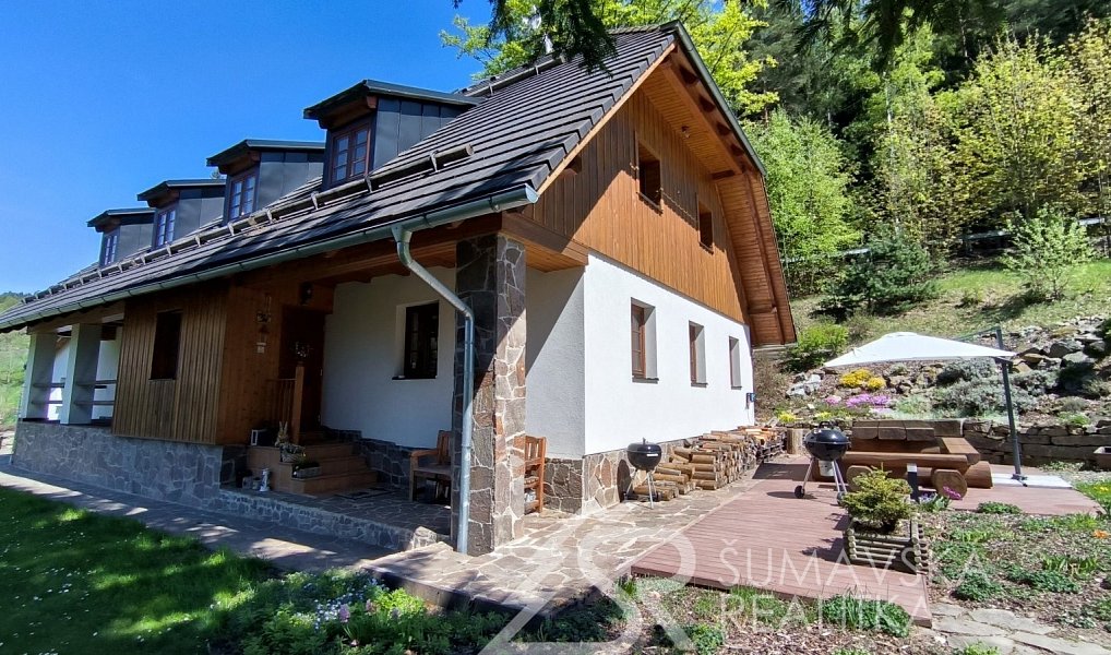 Prodej domu 259 m² s pozemkem 4 093 m², Nicov – náhled fotky 3