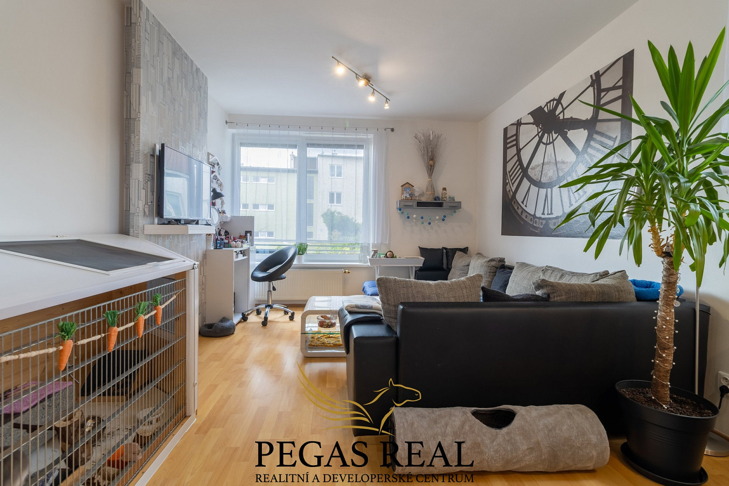 Prodej bytu 2+kk 52 m² — photo 2