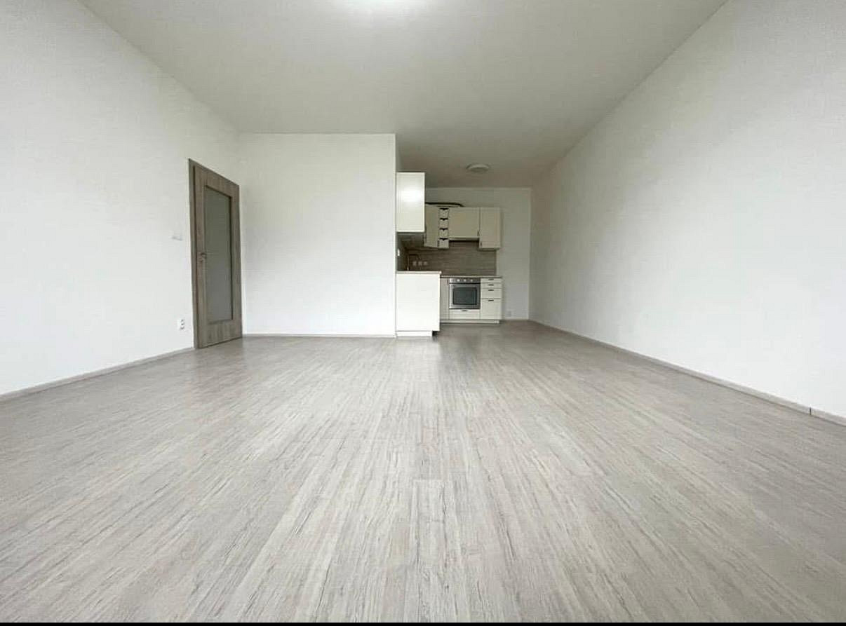 Pronájem bytu 2+kk 69 m² — photo 5