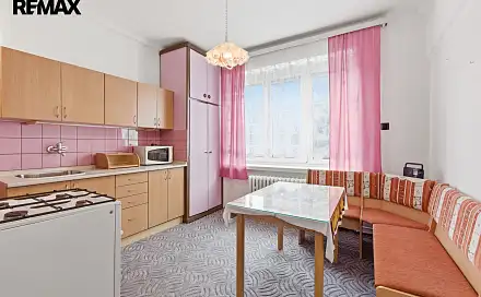 Pronájem bytu 2+1 62 m², Jednoty, Sokolov