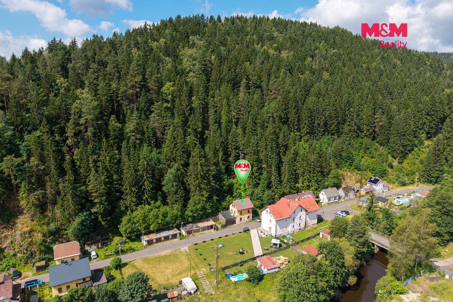 Prodej domu 140 m² s pozemkem 422 m² — photo 2