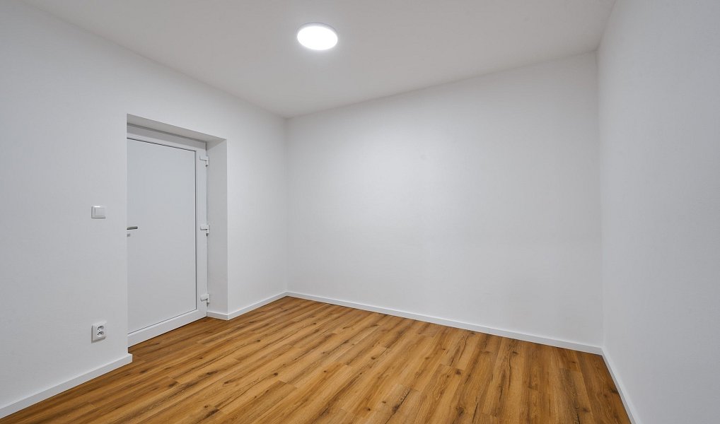 Prodej domu 170 m² s pozemkem 202 m², Újezd u Brna – náhled fotky 42