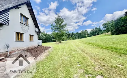Prodej domu 220 m² s pozemkem 3 984 m², Libštát, okres Semily