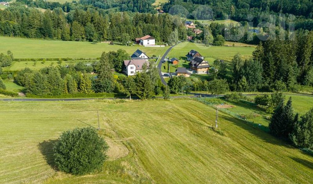 Prodej stavebního pozemku 990 m², Dolní Lomná – náhled fotky 4