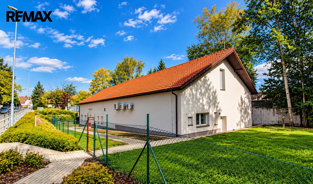 Pronájem komerčního prostoru, 14 m², Nová Hospoda - Praha-východ, Kamenice