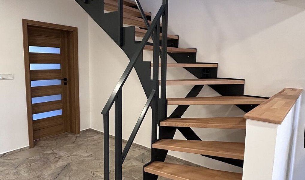 Prodej domu 132 m² s pozemkem 1 031 m², Nechanice – náhled fotky 11