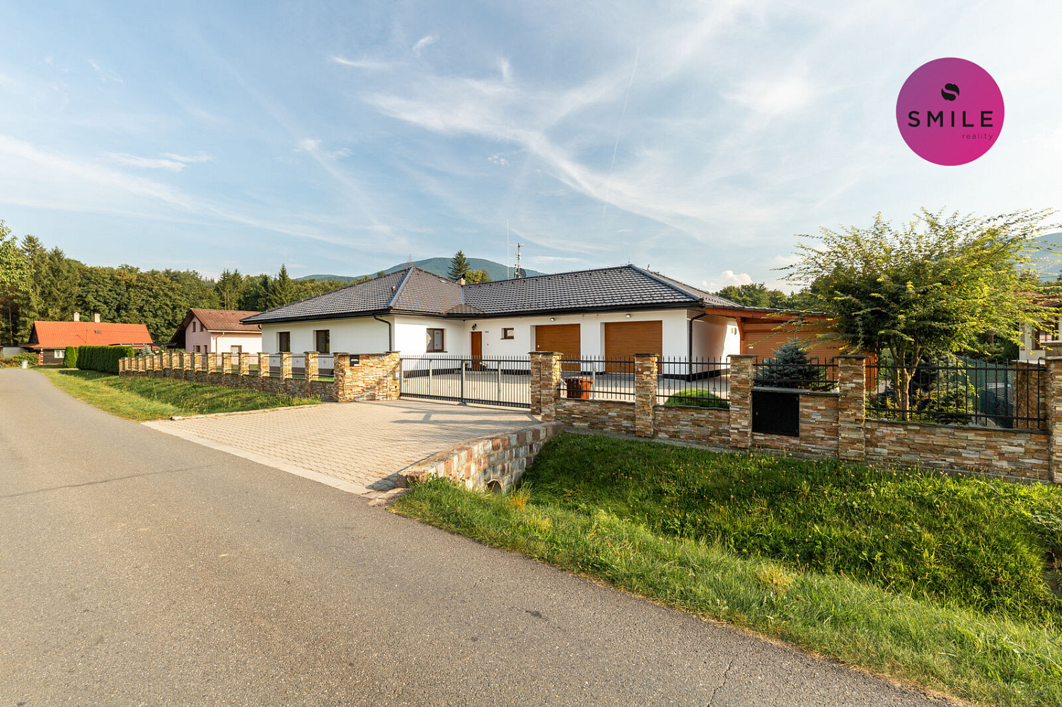 Prodej domu 333 m² s pozemkem 2 421 m² – fotografie 3
